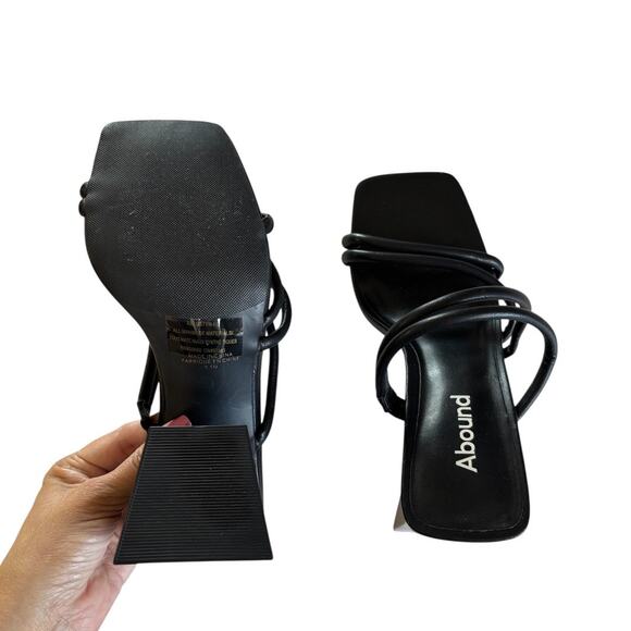 Abound Women's Austry Tubular Strappy Block Heel Black Platform Sandals Size 5.5 - Picture 6 of 6